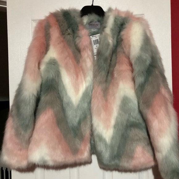 Faux fur coat - Picture 1 of 2
